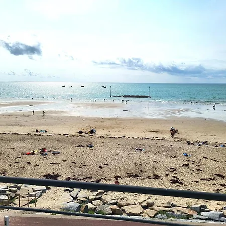 Charmante De Bord De * Pirou