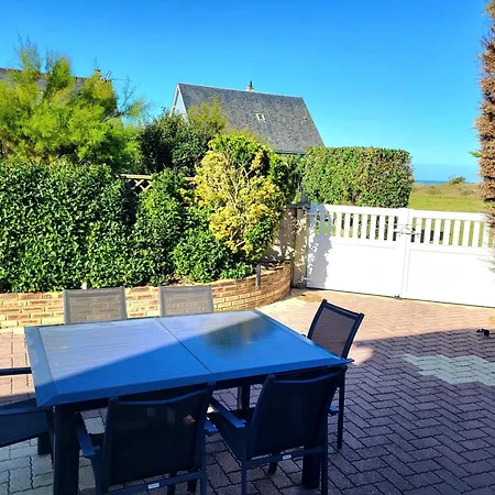 Charmante De Bord De * Pirou