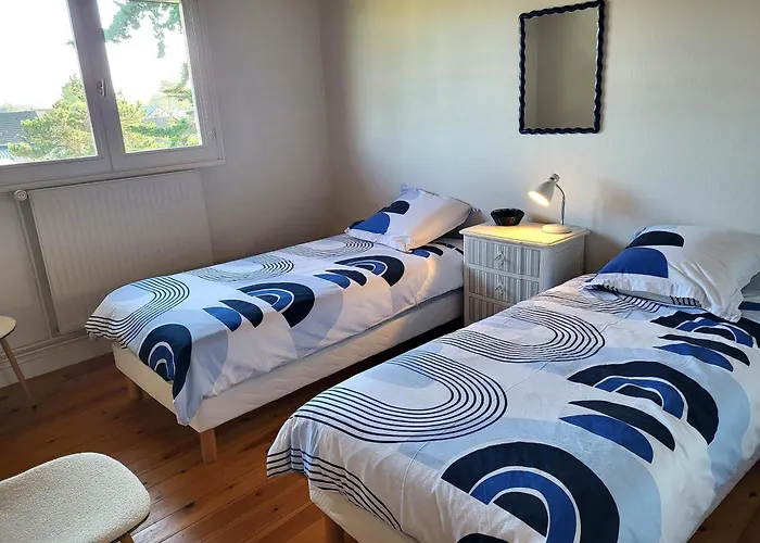 Charmante De Bord De *